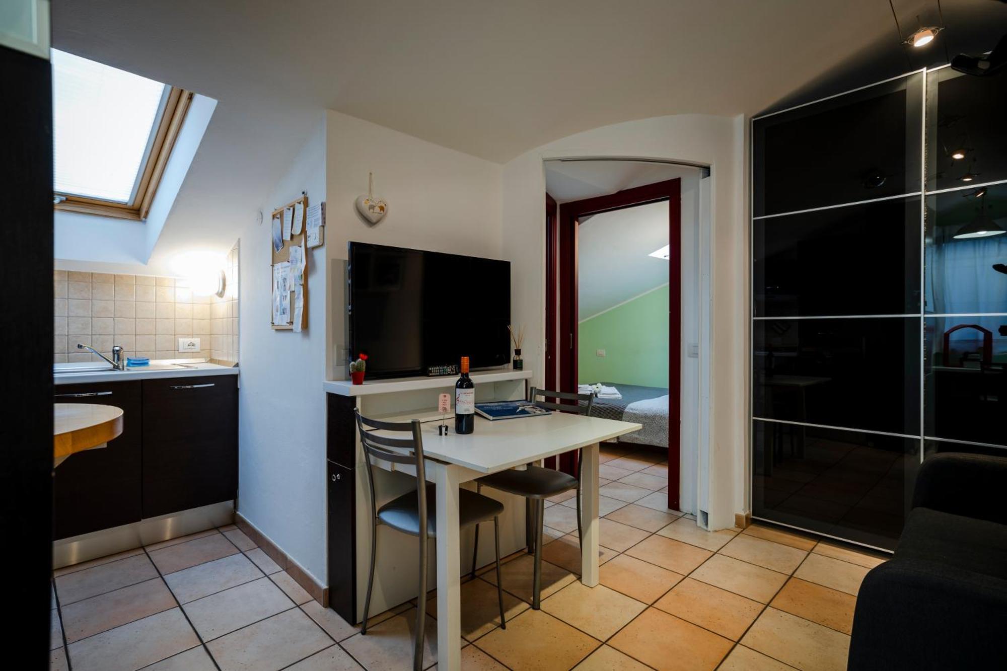 Above The Sky - Flying Apartment Сан Марино Екстериор снимка